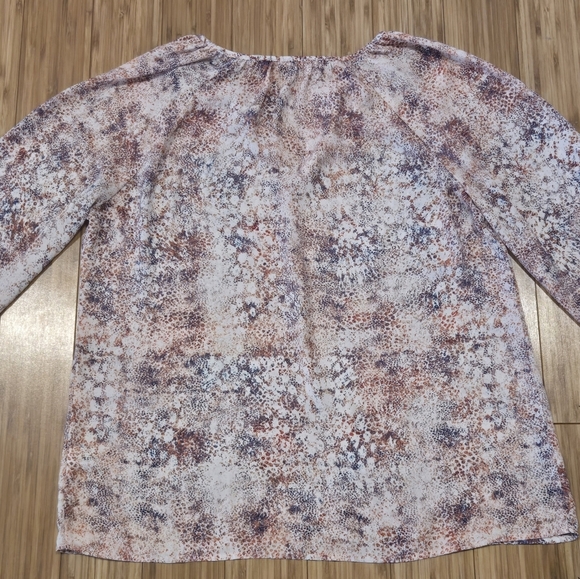 Vilot + Claire Multicolor Blouse - Picture 9 of 11